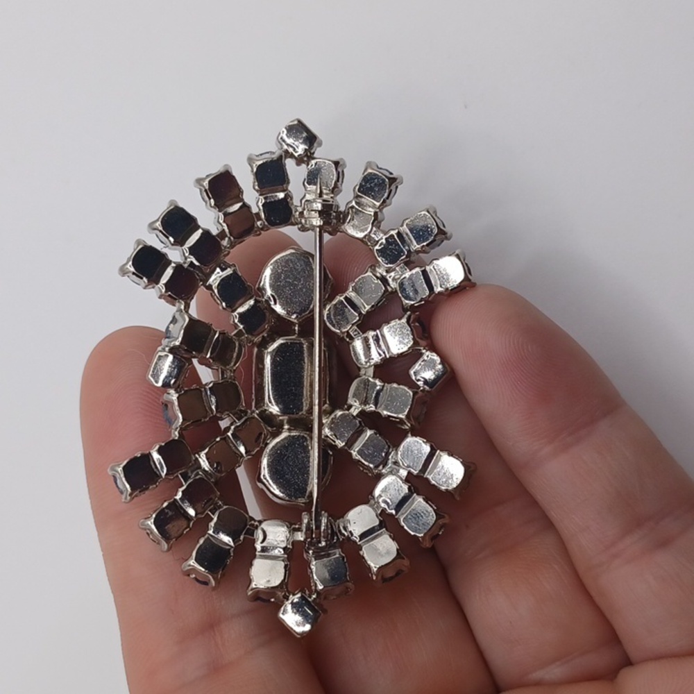 Light Blue Vintage Brooch - Picture 5 of 5